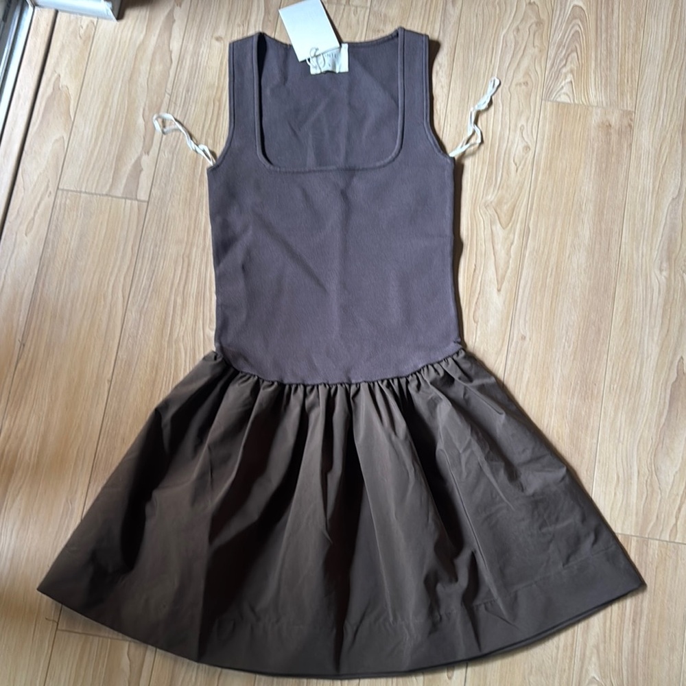 Onte Uxia Dress